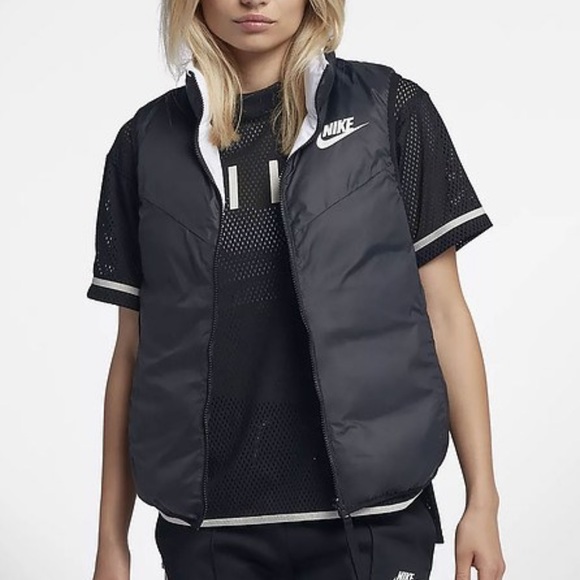 NWT Nike reversible down vest - Picture 4 of 7